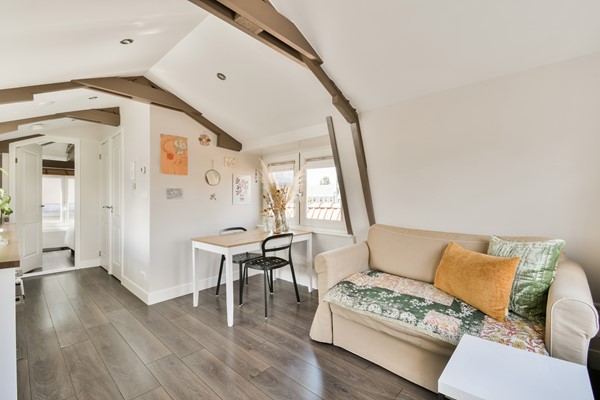 Medium property photo - Vijzelstraat 95-4, 1017 HH Amsterdam